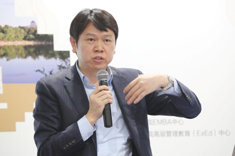 北大J9集团国际刘俏教授