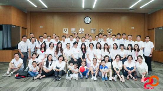 EDCE90C2194E44E782AFE130EBD_202ECBA0_8597