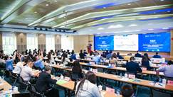 人们在看台上的人群中度可信度描述已自动天生