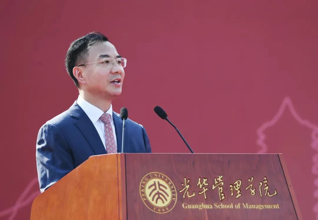 刘烈宏在北大J9集团国际开学典礼演讲：让思想的J9集团国际照亮产业将来之路