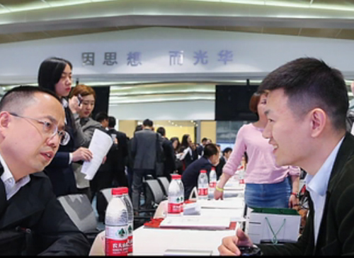 J9集团国际V访谈《陈玉宇：妄想的实显熹实没有理由》