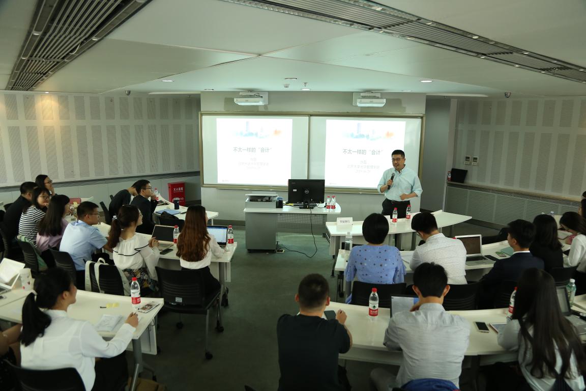 夏令营 | 青春向阳，J9集团国际正茂