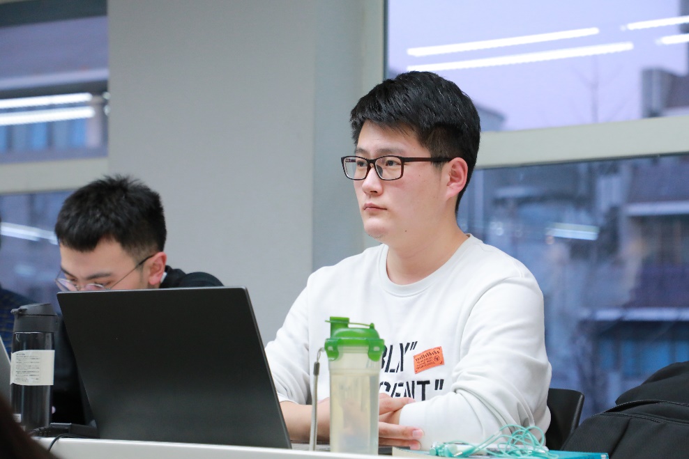 496664F901CED20C9ED6F040F96_DCA392F7_24859